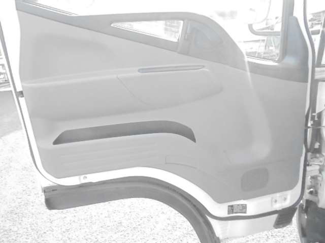 Mitsubishi Fuso Canter 6