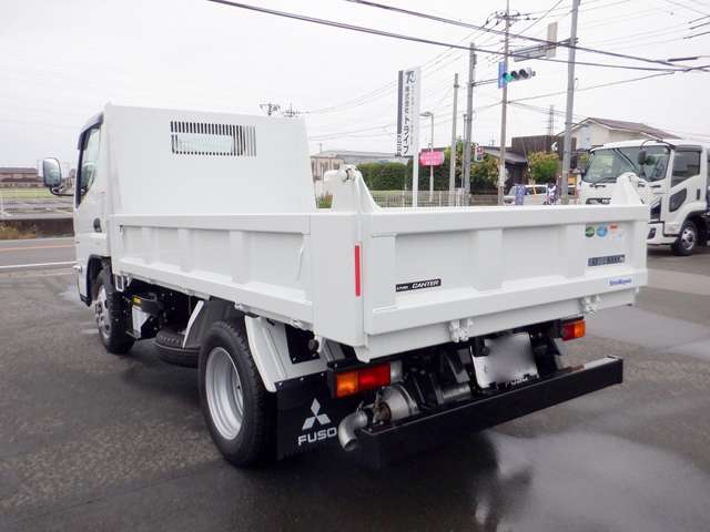 Mitsubishi Fuso Canter 5