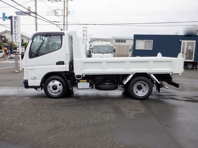 Mitsubishi Fuso Canter 7