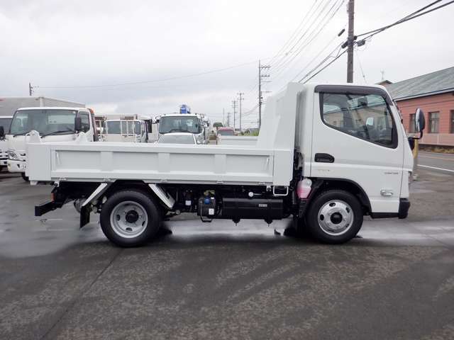 Mitsubishi Fuso Canter 8