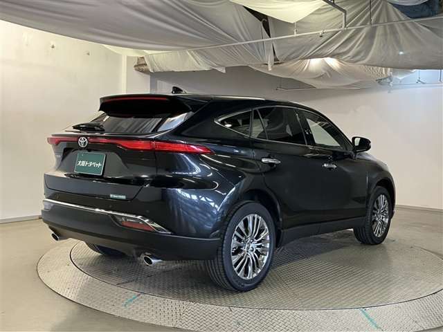 Toyota Harrier 8