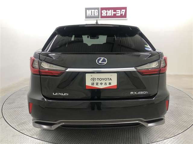 Lexus RX 8