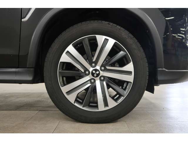Mitsubishi RVR 4