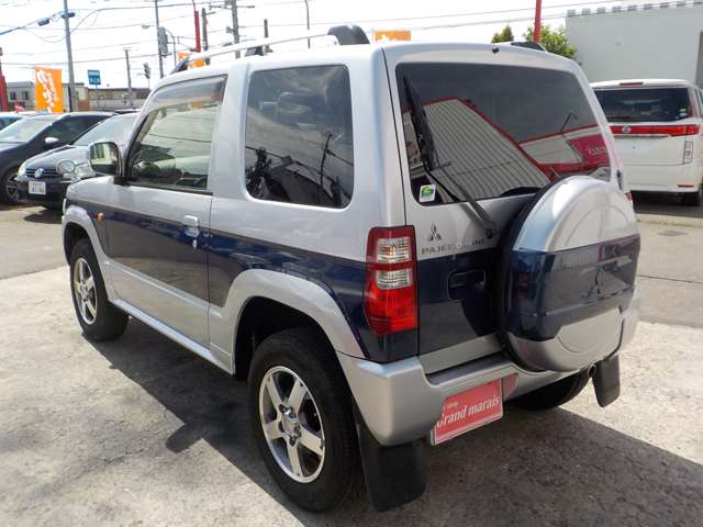 Mitsubishi Pajero Mini 11