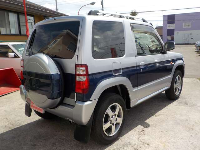 Mitsubishi Pajero Mini 8