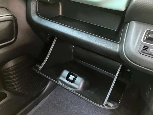 Mazda Flair Crossover 9