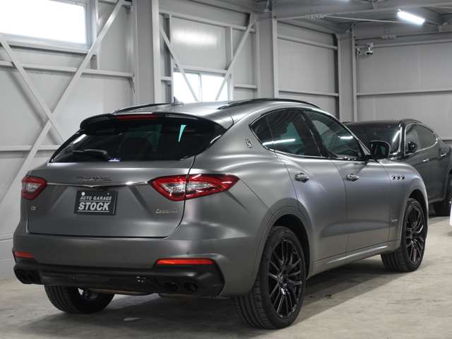 Maserati Levante 11