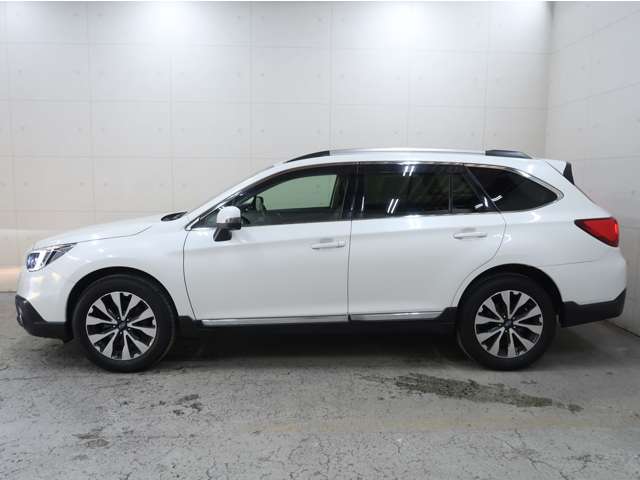 Subaru Legacy Outback 12
