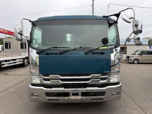 Isuzu Forward 3