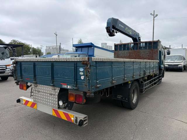 Isuzu Forward 8
