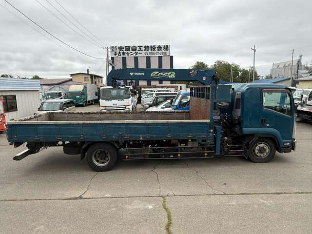 Isuzu Forward 9