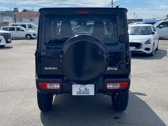 Suzuki Jimny 13
