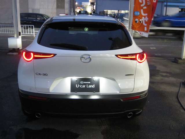 Mazda CX-30 4