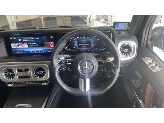 Mercedes-Benz G-Class 12