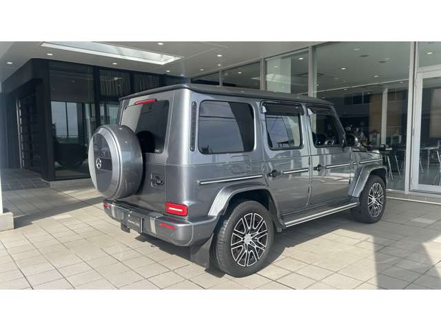 Mercedes-Benz G-Class 10
