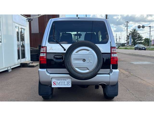 Mitsubishi Pajero Mini 5