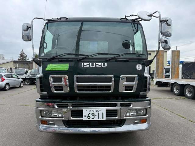 Isuzu Giga 3