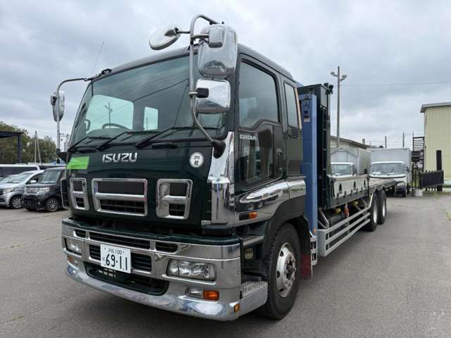 Isuzu Giga 4