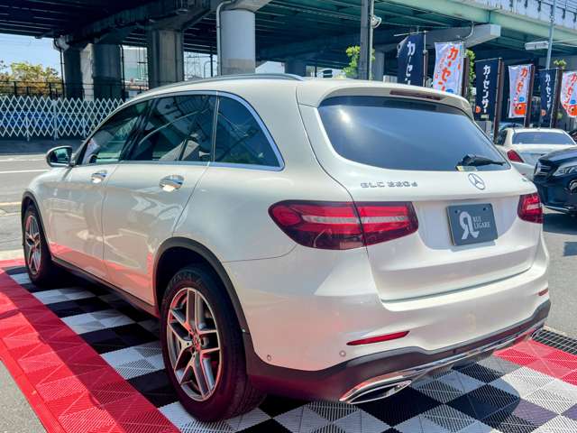Mercedes-Benz GLC 10