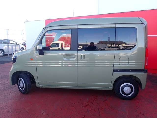 Honda N-VAN 8