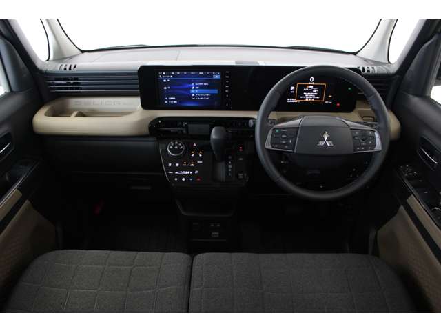 Mitsubishi Delica Mini 9
