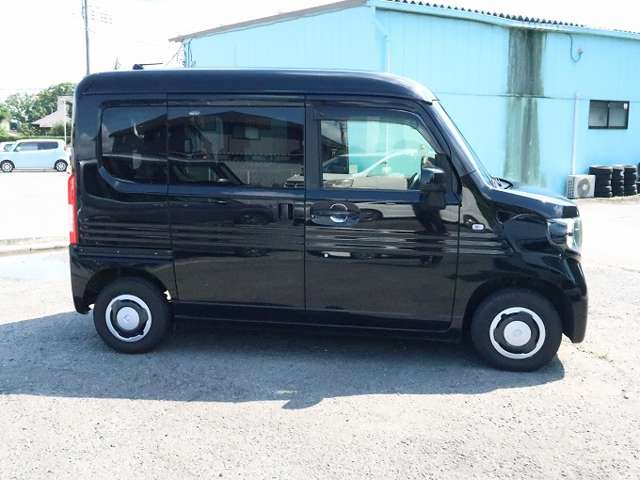 Honda N-VAN 8