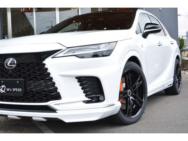 Lexus RX 9