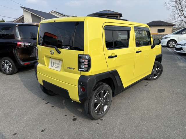 Daihatsu Taft 9