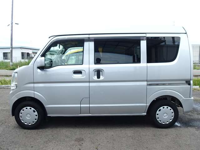 Nissan NV100 Clipper 5