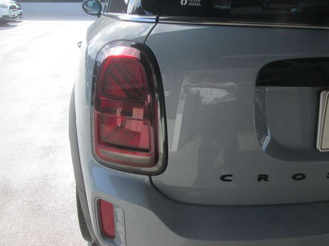 MINI Crossover 7