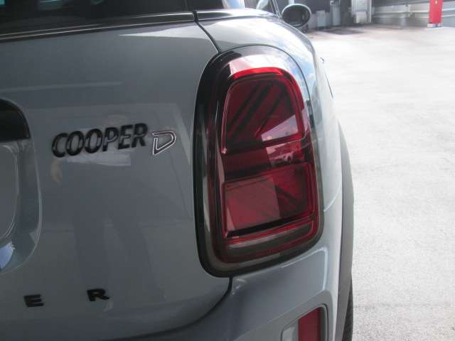 MINI Crossover 9