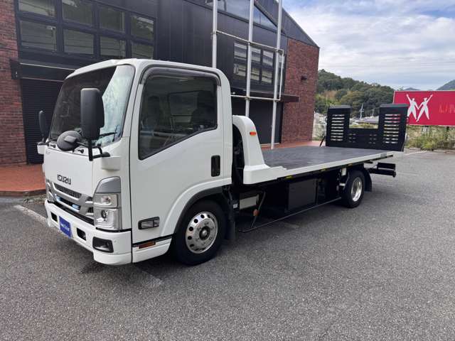 Isuzu Elf 6