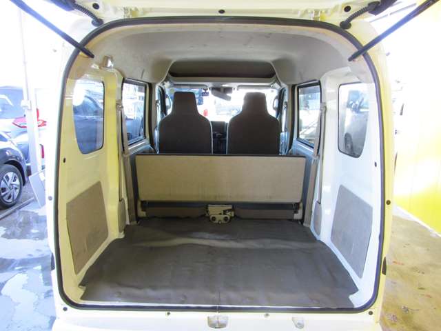 Suzuki Every 9