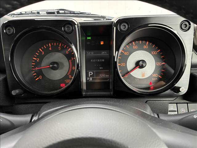 Suzuki Jimny 12