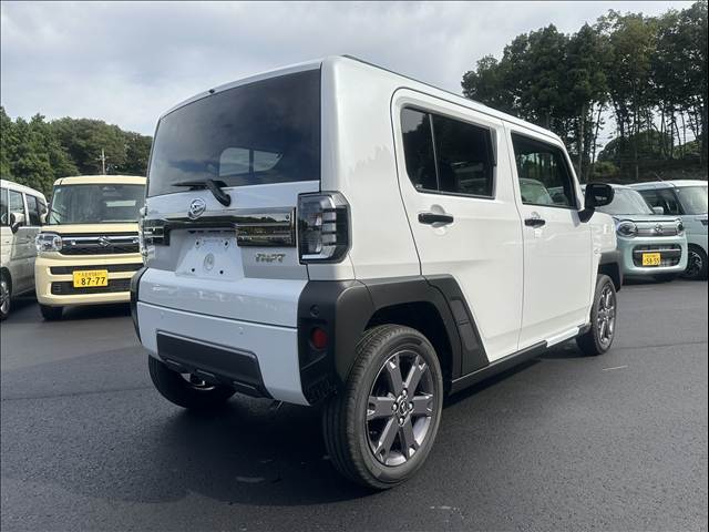 Daihatsu Taft 11