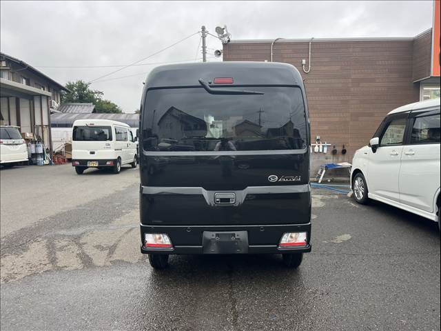 Daihatsu Atrai 11