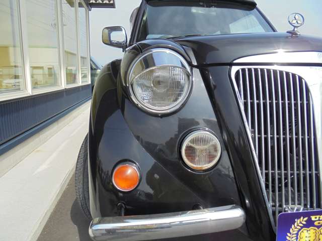 Mitsubishi Pajero Junior 5