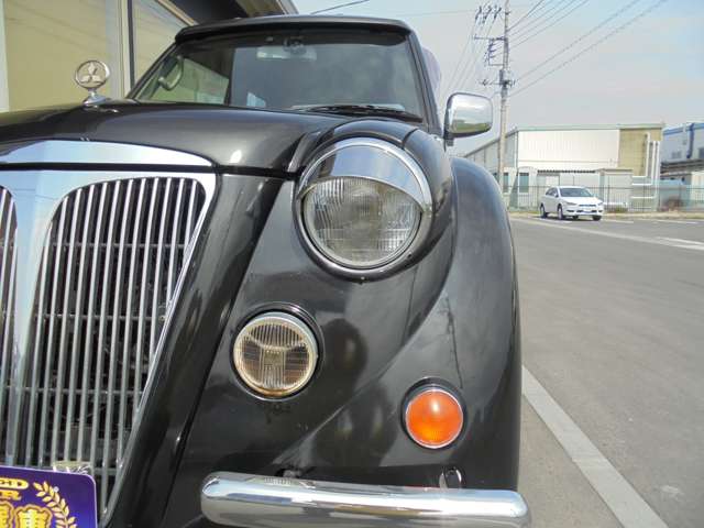 Mitsubishi Pajero Junior 6