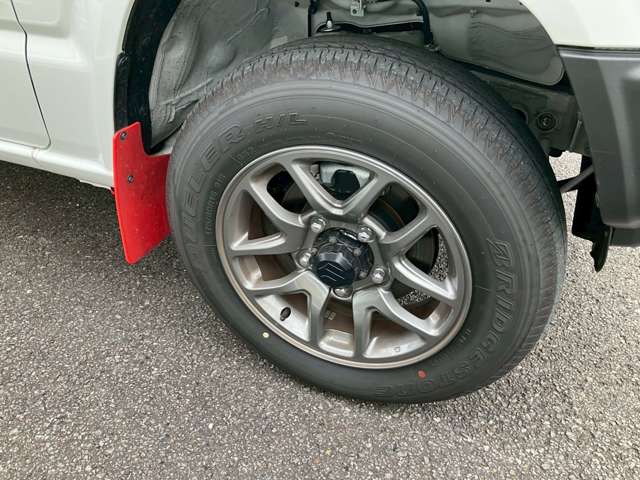 Suzuki Jimny 12