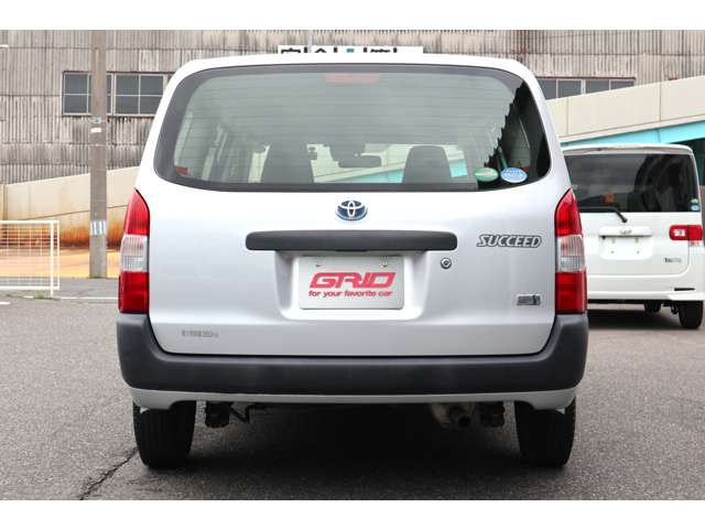 Toyota Succeed Van 9