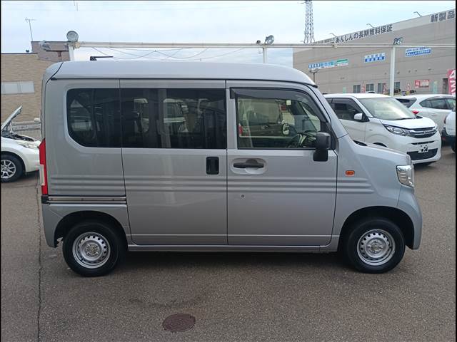 Honda N-VAN 8