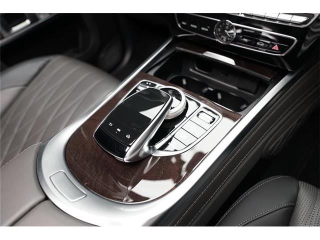 Mercedes-Benz G-Class 12