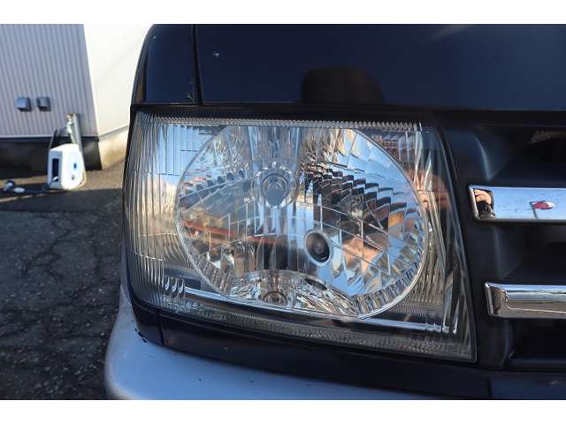 Mitsubishi Pajero Mini 4