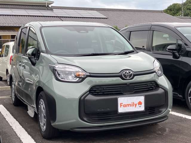 Toyota Sienta 8
