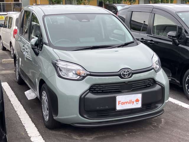 Toyota Sienta 9