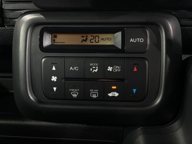 Honda N-VAN 10