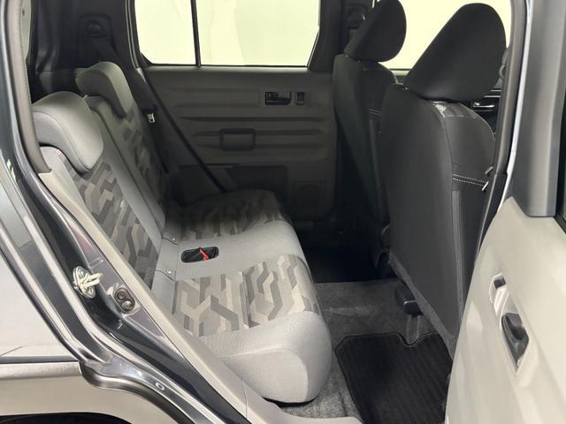Daihatsu Taft 9