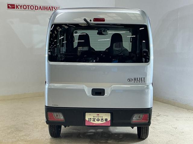 Daihatsu Hijet Cargo 10