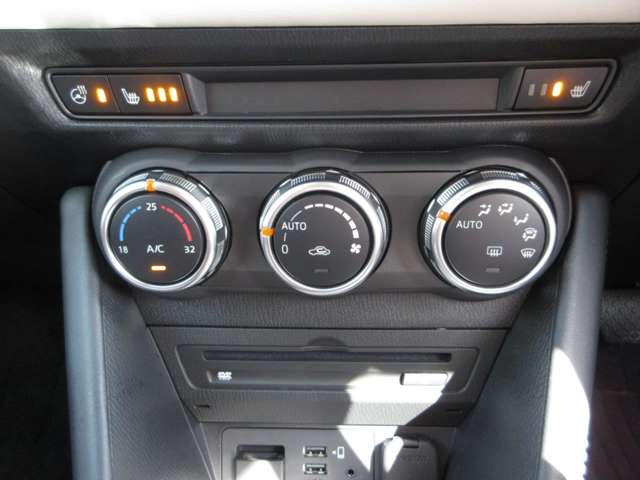 Mazda CX-3 12