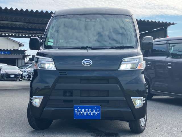 Daihatsu Hijet Cargo 7